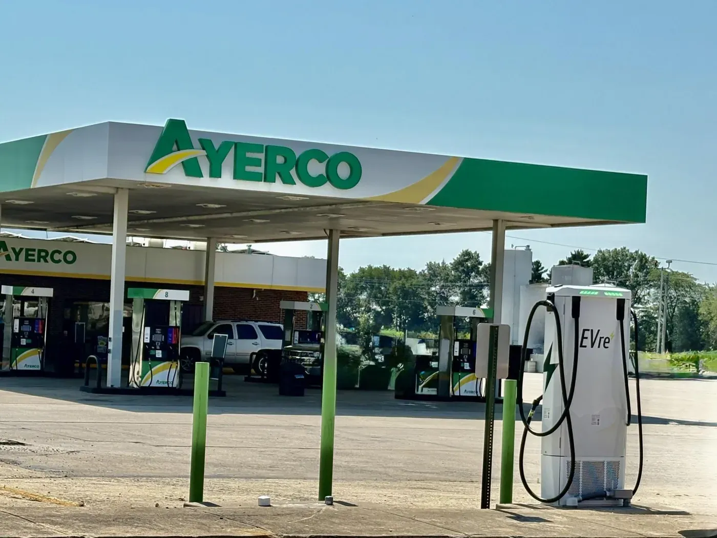 EVre fast charger at the Ayerco station in Bowling Green